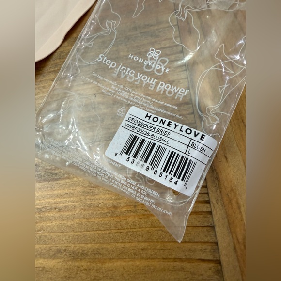 NWT Honeylove Crossover Briefs (2) - Picture 2 of 4